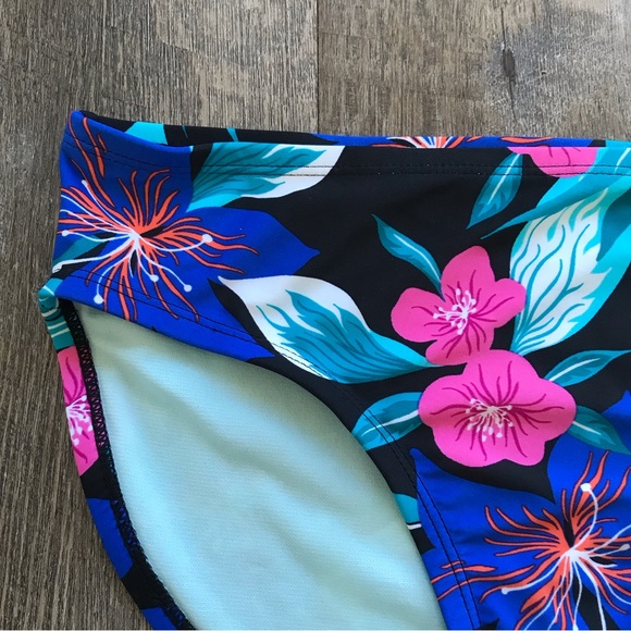 DSG Amelia Bikini Bottom Tropic Floral Jogger NEW Size Small - Picture 4 of 11